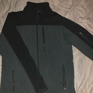 Black and Grey Men’s Winter Coat/Jacket